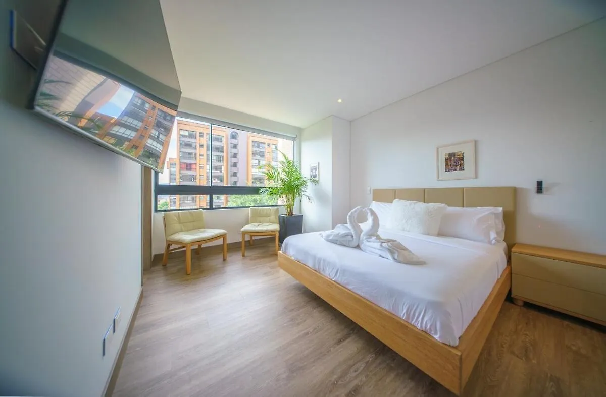 Luxury High-Rise In Medellin 2Br Executive Retreat Apartment 0*,  Colombia